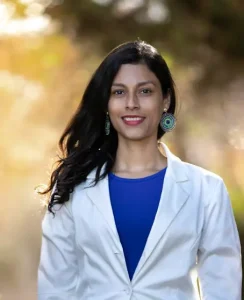 Lina Hernández Saavedra